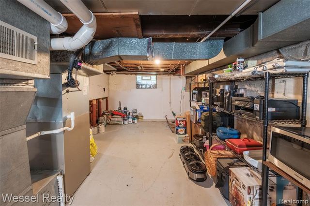 329 W Saint Clair Street, Romeo, MI 48065