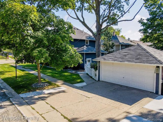 329 W Saint Clair Street, Romeo, MI 48065