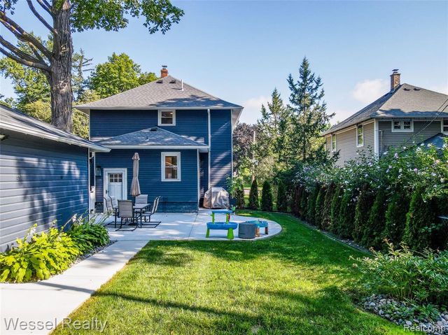 329 W Saint Clair Street, Romeo, MI 48065