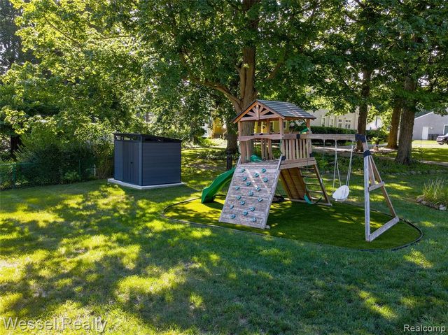 329 W Saint Clair Street, Romeo, MI 48065