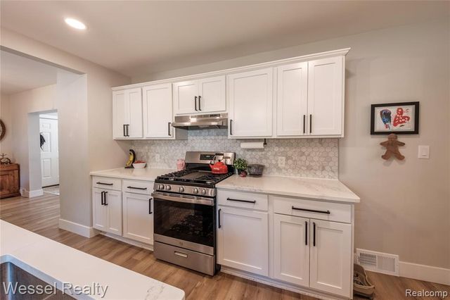 329 W Saint Clair Street, Romeo, MI 48065