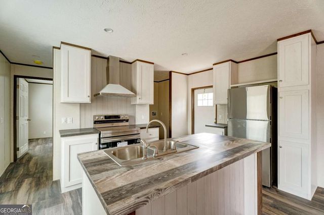 30 Crooked Court, Ellijay, GA 30540