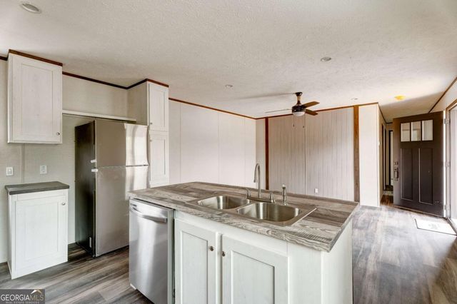 30 Crooked Court, Ellijay, GA 30540