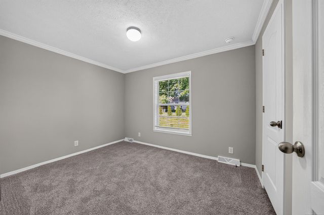 2756 Naples Court, Lapeer, MI 48446