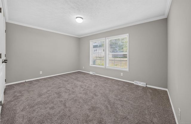2756 Naples Court, Lapeer, MI 48446