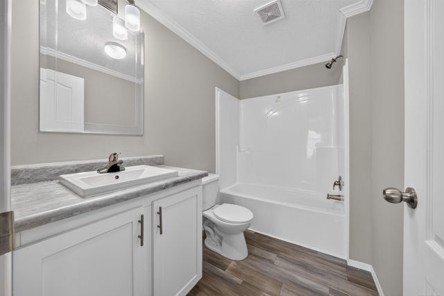 2756 Naples Court, Lapeer, MI 48446