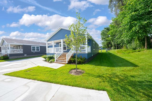 2756 Naples Court, Lapeer, MI 48446