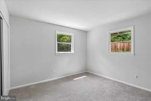 5002 EASTCHESTER CIR, Alexandria, VA 22310