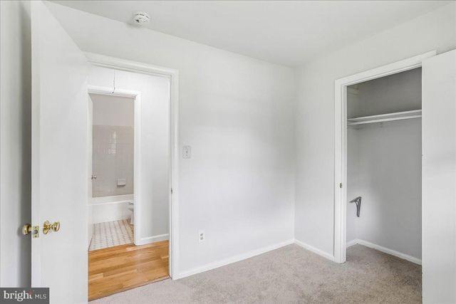 5002 EASTCHESTER CIR, Alexandria, VA 22310