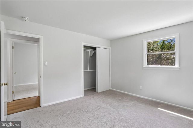 5002 EASTCHESTER CIR, Alexandria, VA 22310