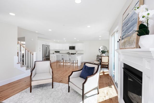 8 Acadia, Hudson, NH 03051