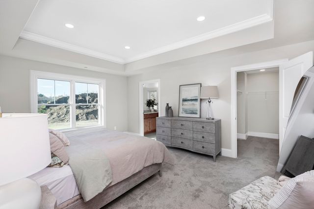 8 Acadia, Hudson, NH 03051