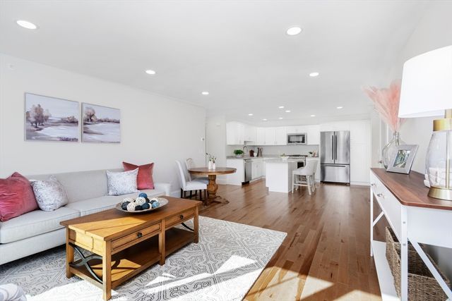 8 Acadia, Hudson, NH 03051