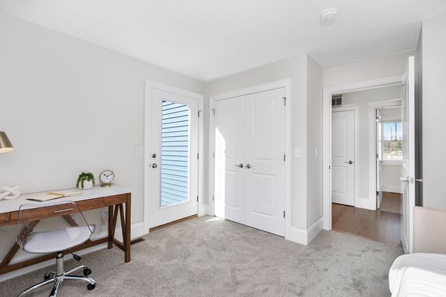 8 Acadia, Hudson, NH 03051