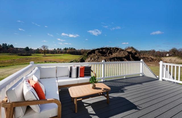 8 Acadia, Hudson, NH 03051