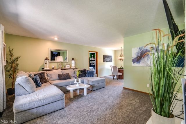 533 Louise Street, Ravenna, OH 44266