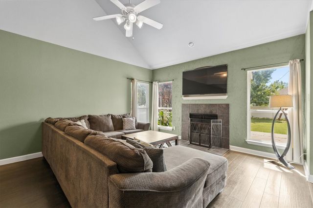 502 Hilltop Drive, Anna, TX 75409