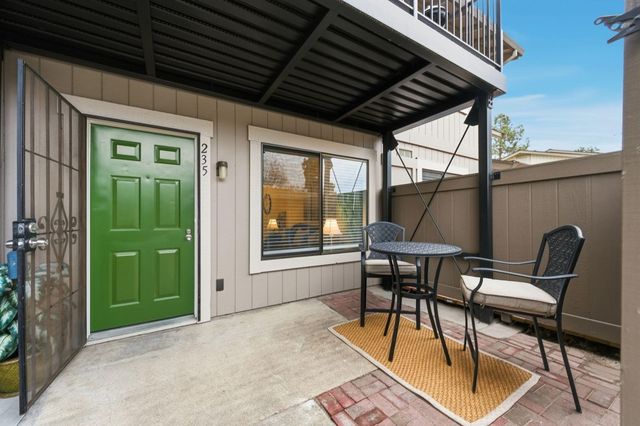 235 235 Famoso Plz, Union City, CA 94587