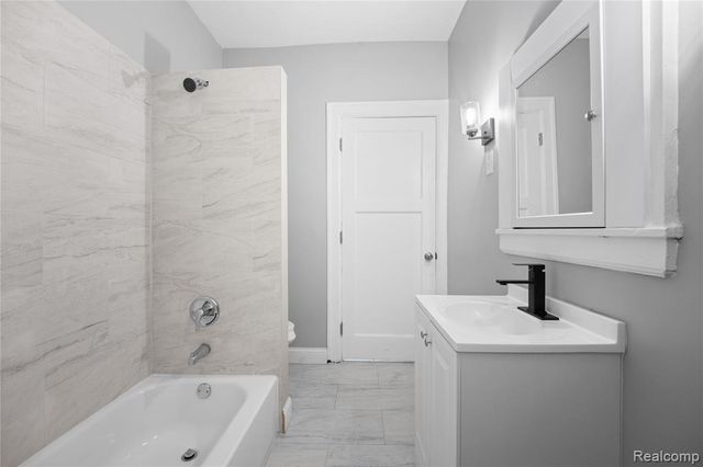 681 Clairmount Street, Detroit, MI 48202