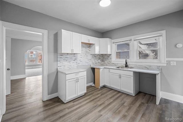 681 Clairmount Street, Detroit, MI 48202