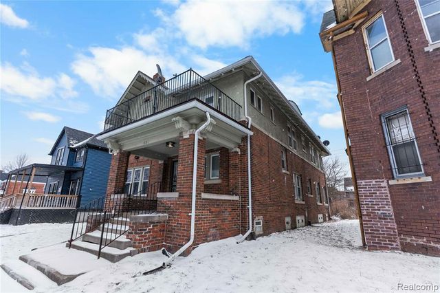681 Clairmount Street, Detroit, MI 48202