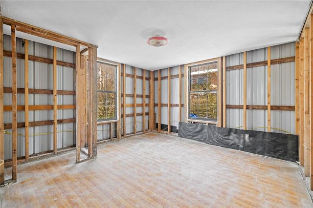 117 Willow Street, Mountainburg, AR 72946