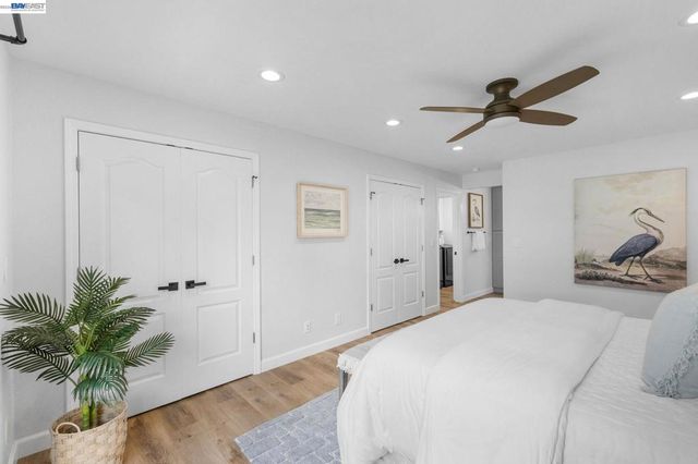 5514 Paseo Navarro, Pleasanton, CA 94566