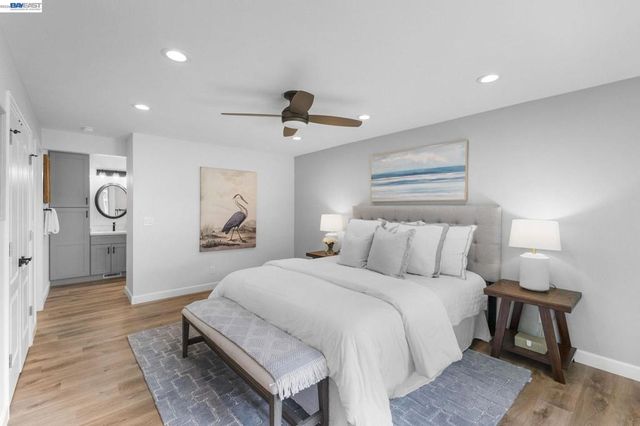 5514 Paseo Navarro, Pleasanton, CA 94566