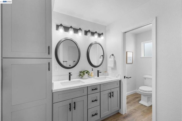 5514 Paseo Navarro, Pleasanton, CA 94566