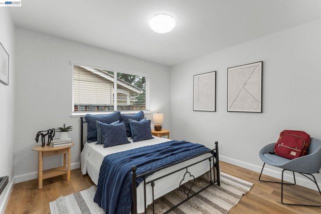5514 Paseo Navarro, Pleasanton, CA 94566