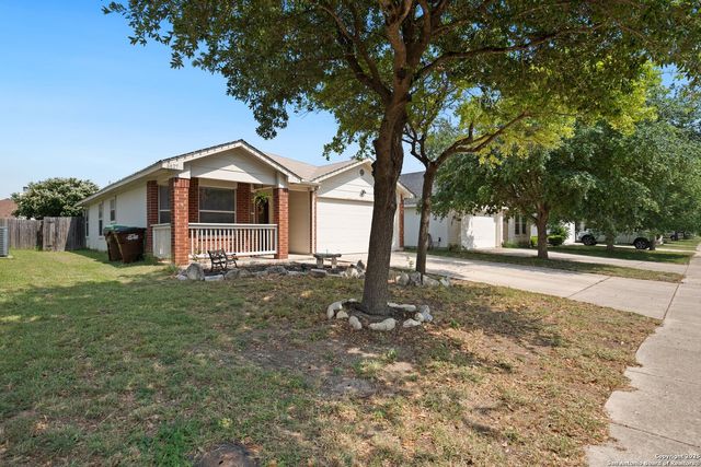 8827 Gallop Chase, San Antonio, TX 78254