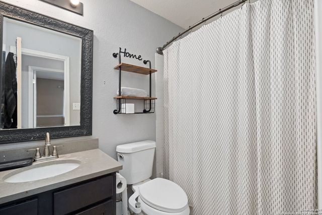 8827 Gallop Chase, San Antonio, TX 78254