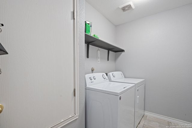 8827 Gallop Chase, San Antonio, TX 78254
