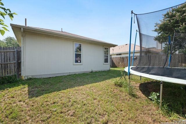 8827 Gallop Chase, San Antonio, TX 78254