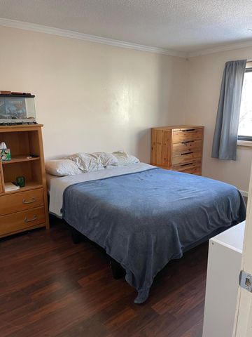 6536 83rd Court N, Brooklyn Park, MN 55445