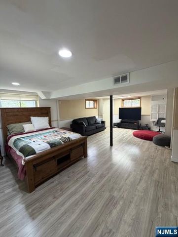 595 Echo Glen Avenue, River Vale, NJ 07675