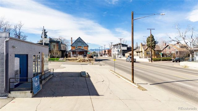3690 W 38th Avenue, Denver, CO 80211