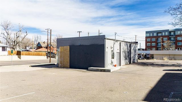 3690 W 38th Avenue, Denver, CO 80211