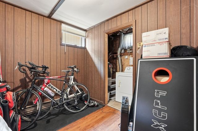 390 State St, Amherst, MA 01002