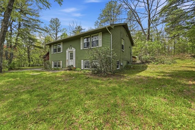 390 State St, Amherst, MA 01002