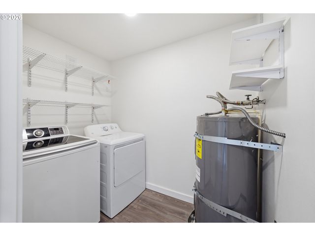 196 MANBRIN Dr N, Keizer, OR 97303