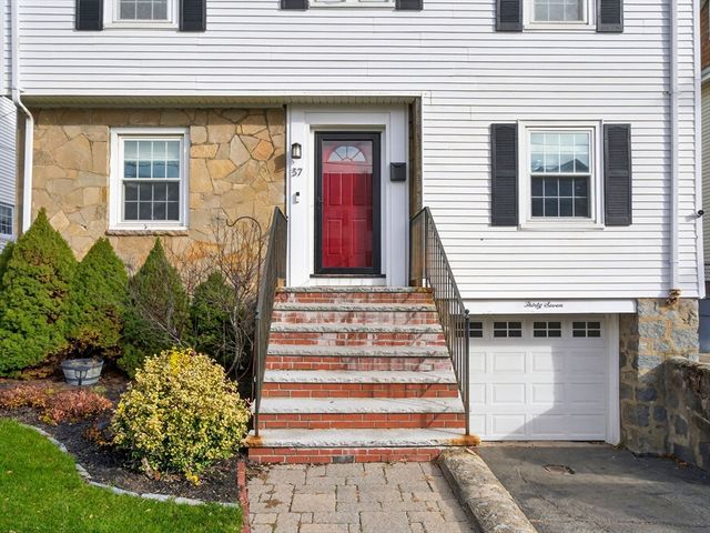 37 Rangeley St, Boston, MA 02124