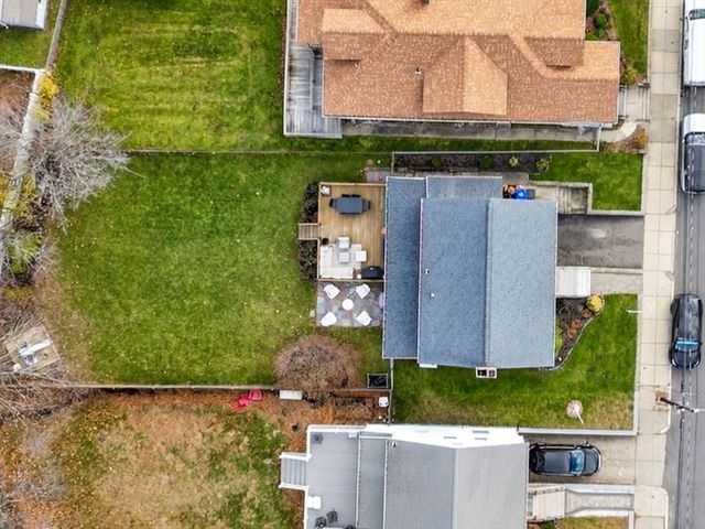 37 Rangeley St, Boston, MA 02124