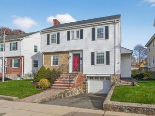 37 Rangeley St, Boston, MA 02124
