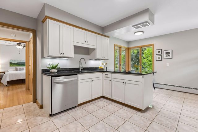 4620 Hampton Road, Golden Valley, MN 55422