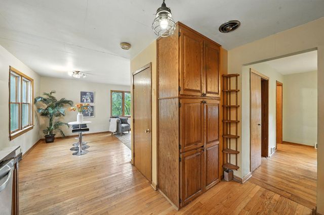 6398 Osman Avenue N, Oak Park Heights, MN 55082