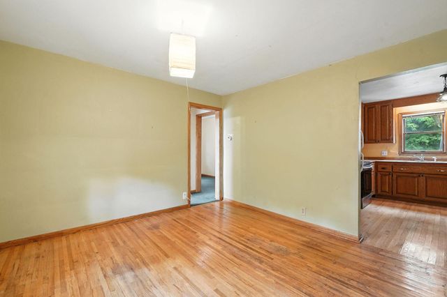 6398 Osman Avenue N, Oak Park Heights, MN 55082