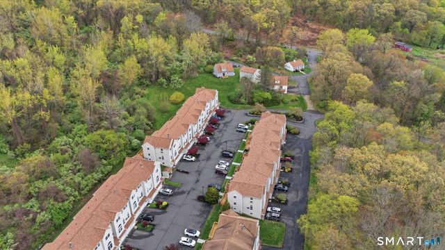 350 Bristol Street C12, Waterbury, CT 06708