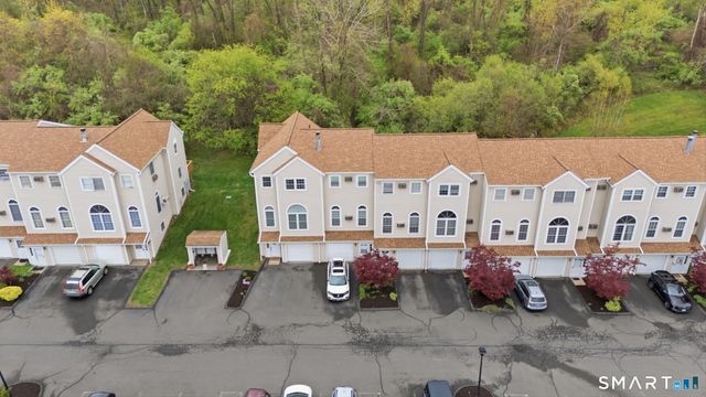 350 Bristol Street C12, Waterbury, CT 06708