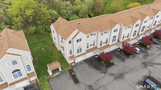 350 Bristol Street C12, Waterbury, CT 06708